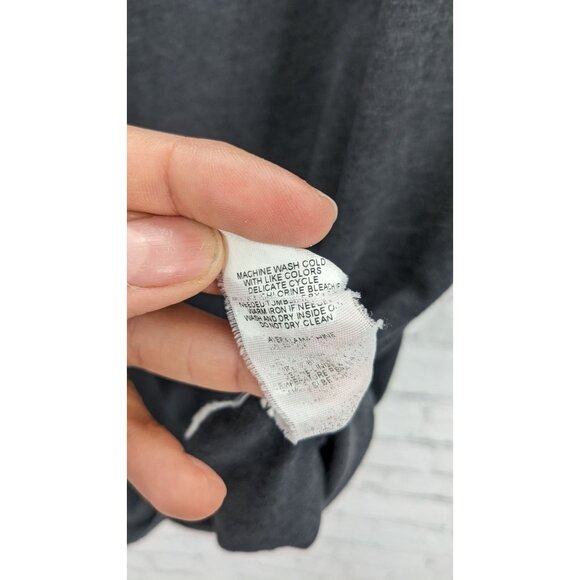 Original Penguin T-Shirt Men Size XL Graphic Print Logo Skater Distressed Grunge - Picture 5 of 8